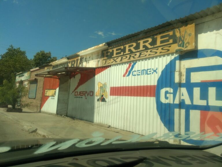 10541 ferreteria mas ferre express 768x576