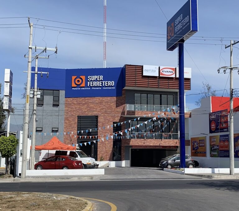 10817 super ferretero colosio 768x678