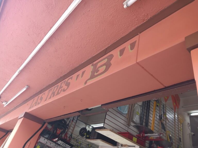 10979 ferreteria las tres b 768x576