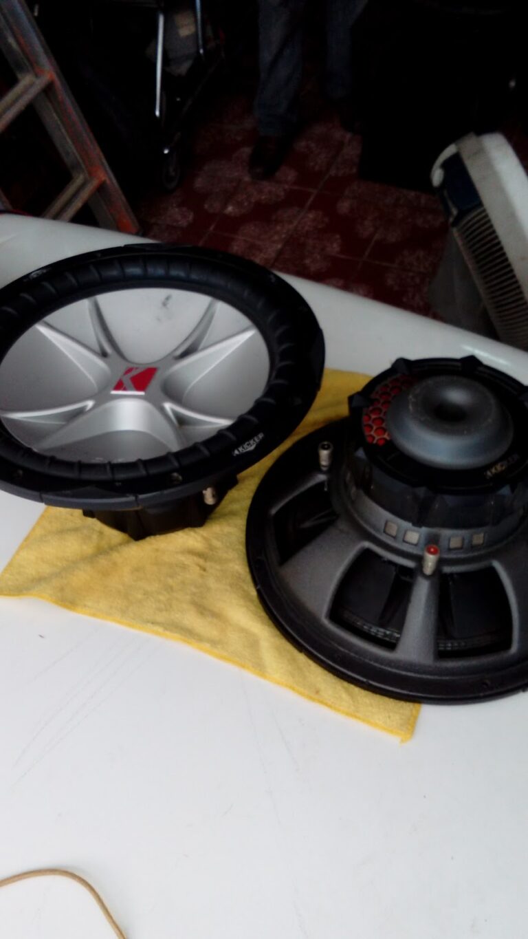 11909 electronica yareli 768x1365