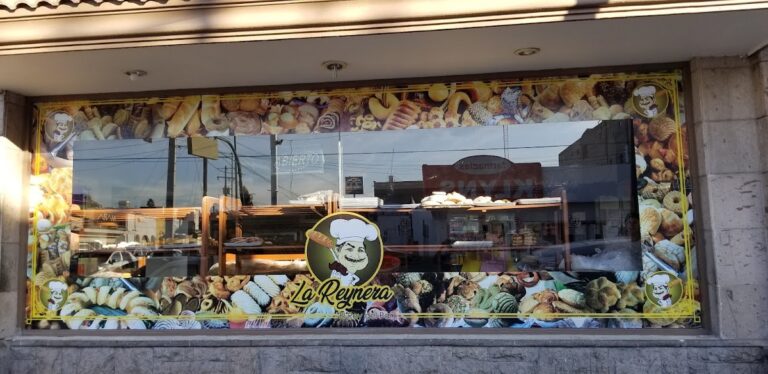 12194 la reynera panaderia y pasteleria sucursal gomez palacio 768x374
