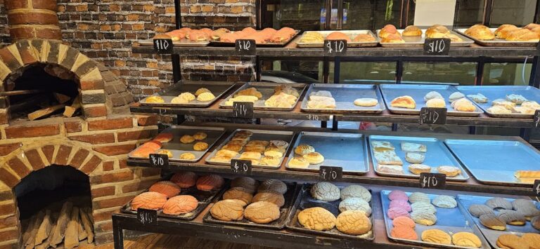 12399 panaderia la antigua blanca de cholula 768x355