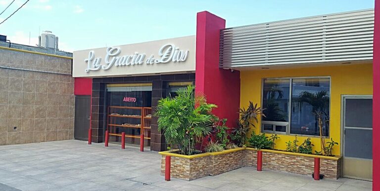 12401 panaderia la gracia de dios 768x386