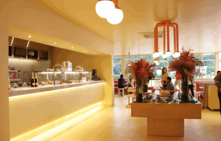 12405 panaderia y cafeteria bazan baked goods 768x491