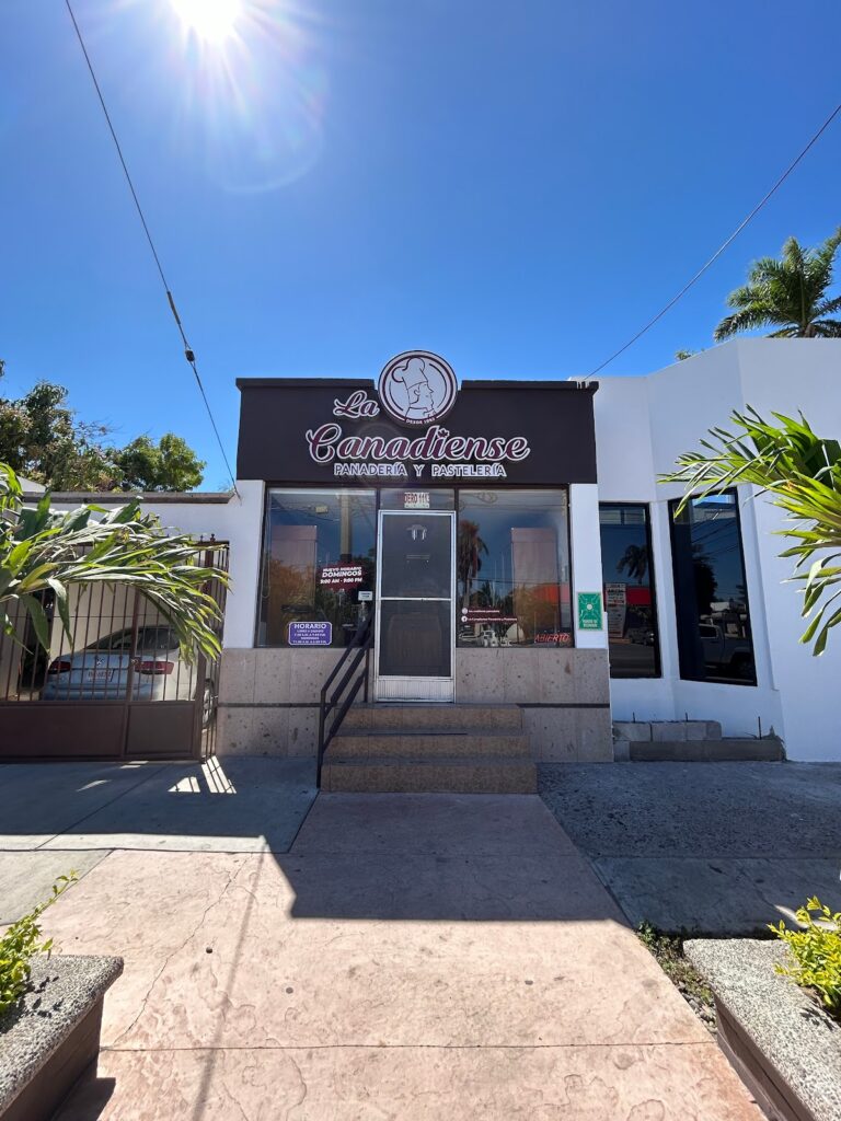 12453 panaderia la canadiense 768x1024