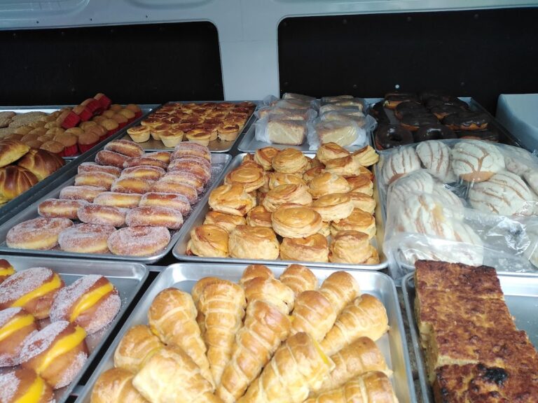 12567 panaderia las delicias 768x576