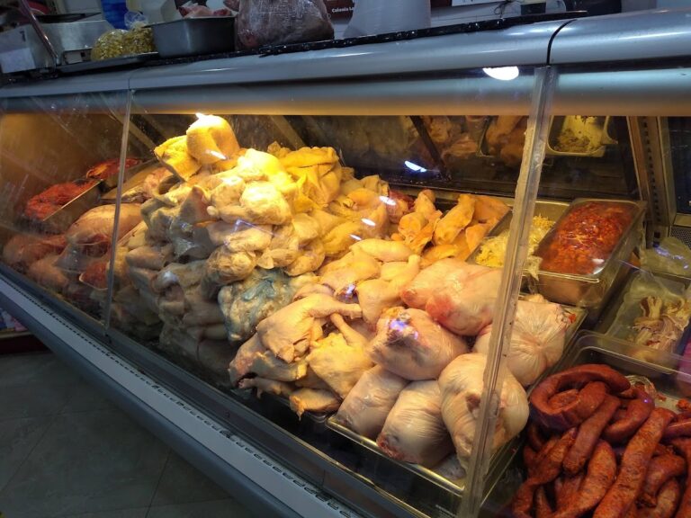 12575 super carniceria don chuy 768x576