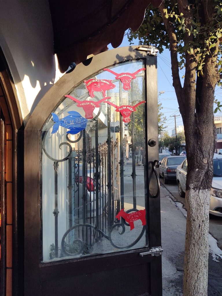 12871 carniceria la hacienda 768x1024