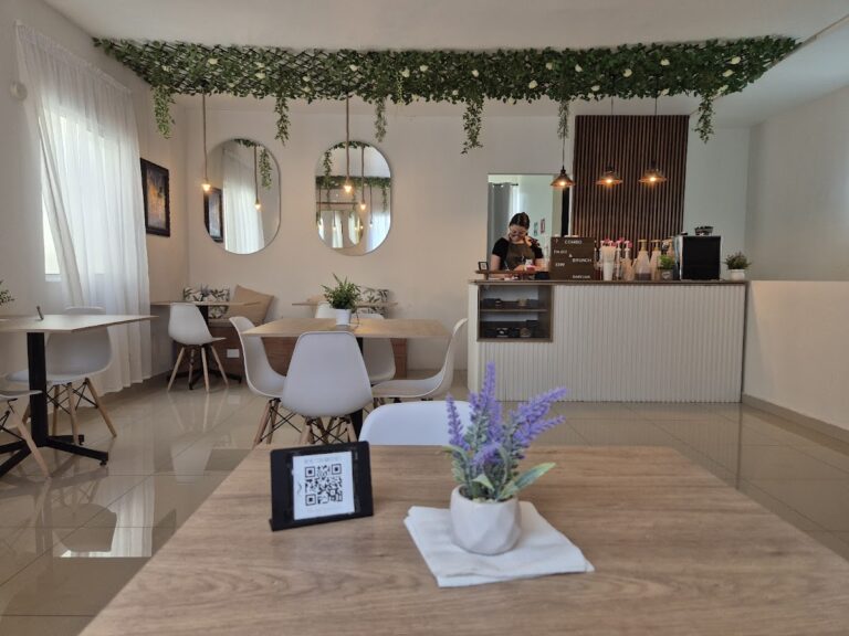 13381 aroma coffee brunch 768x576