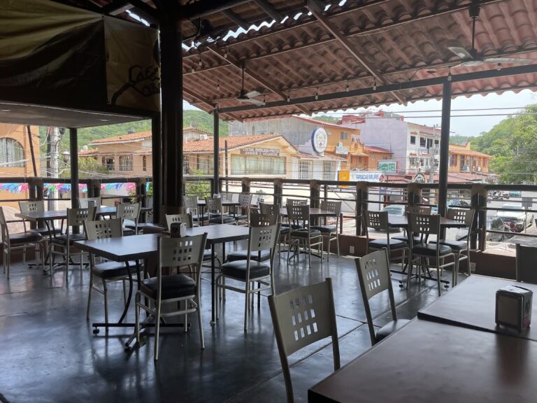 13441 cafe casa mayor 768x576