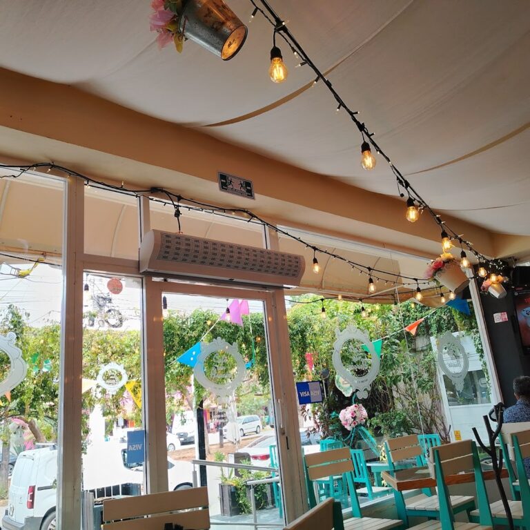 13445 cafe con gracia 768x768