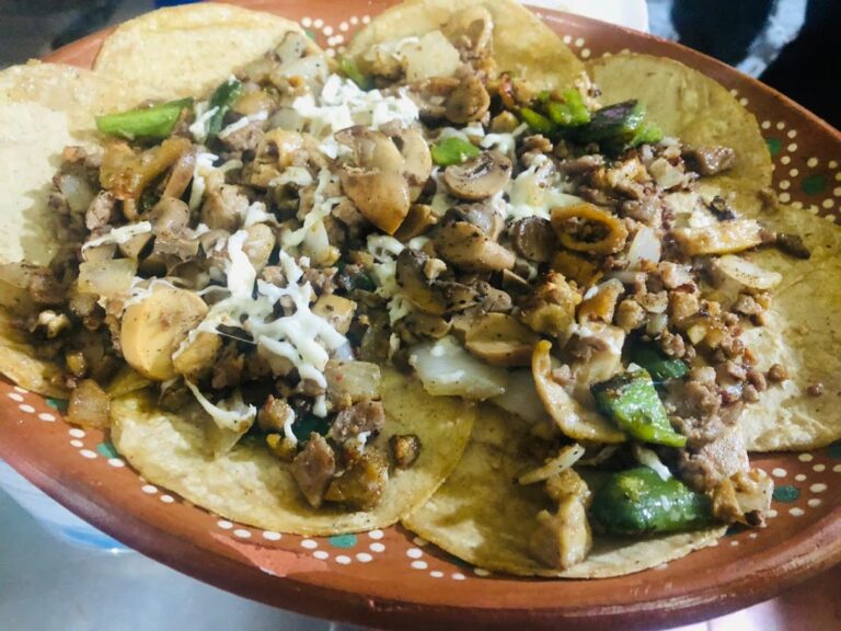 13714 taqueria el mateo 768x576