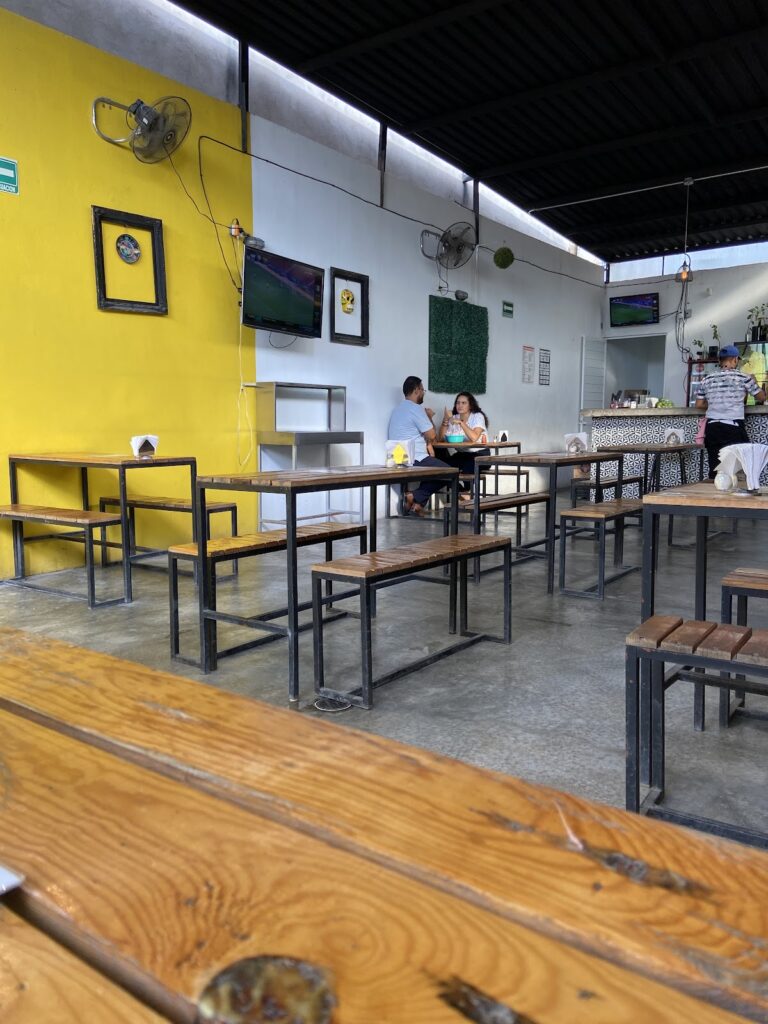 13726 alacran taqueria chida 768x1024