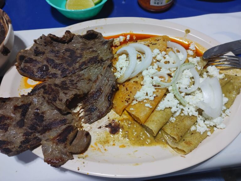 14070 taqueria el piolin 768x576