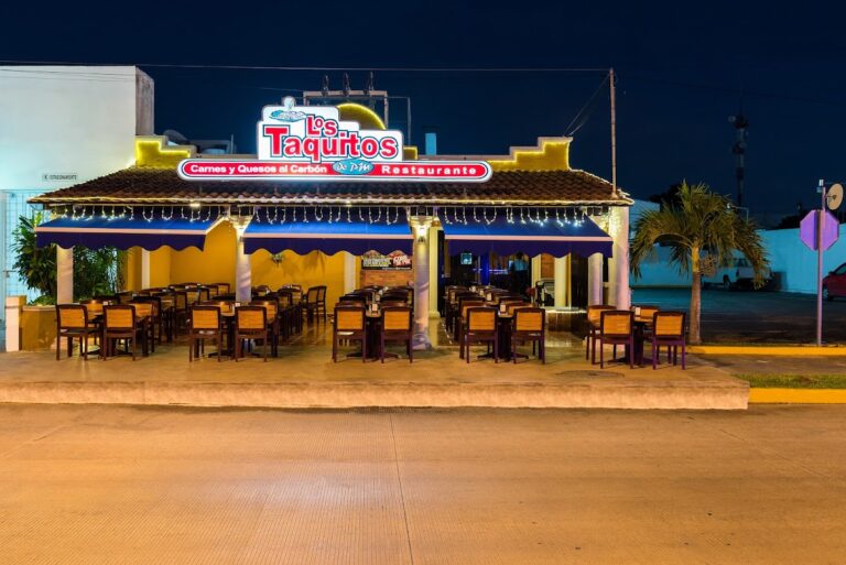 14090 los taquitos de pm prolongacion montejo 768x513