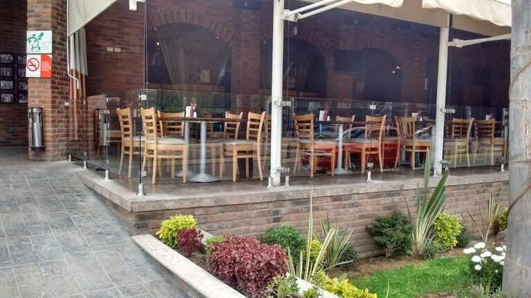 14124 los arcos restaurant 768x432