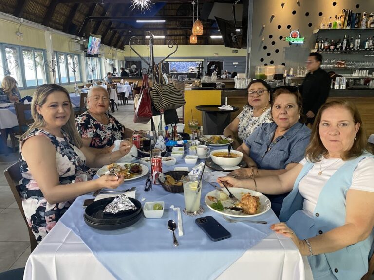 14136 villa marina restaurante tijuana 768x576