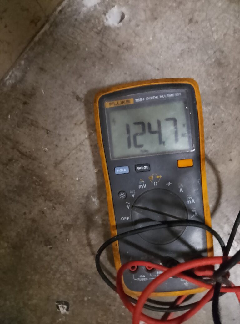 1425 electricista rivera 768x1036