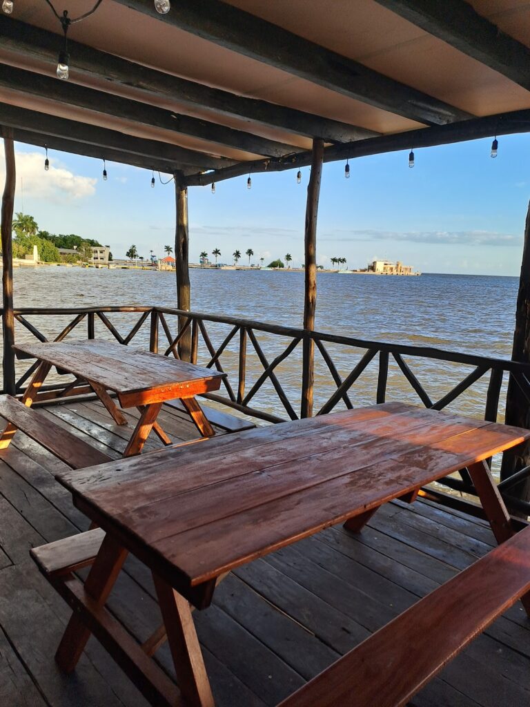 14496 el pariente restaurant de mariscos 768x1024