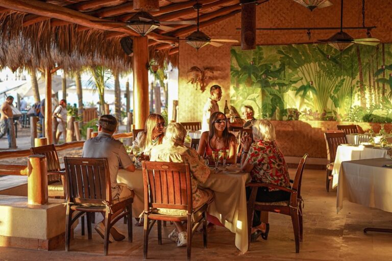 14814 la palapa restaurant 768x512