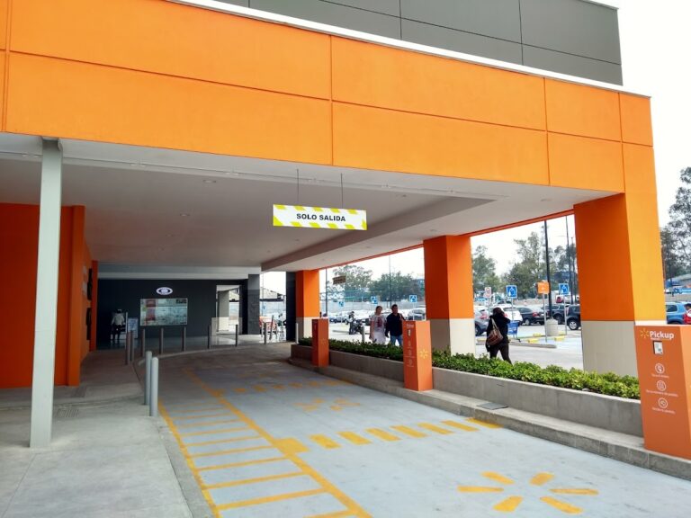 15302 walmart portal tlalnepantla 768x576