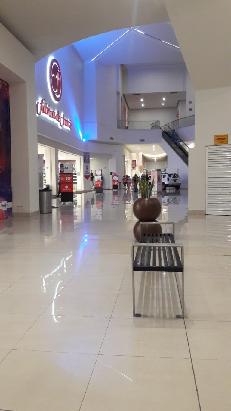 15330 plaza atrios 768x1365