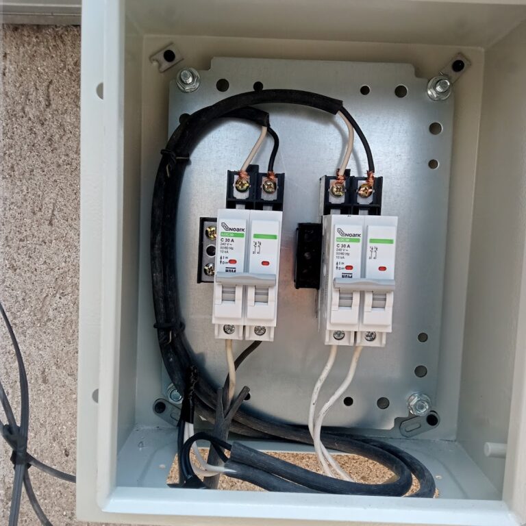 1538 servicio de electricistas servielectric 768x768