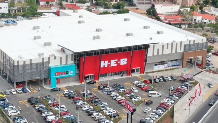 15385 h e b bernardo quintana 768x433