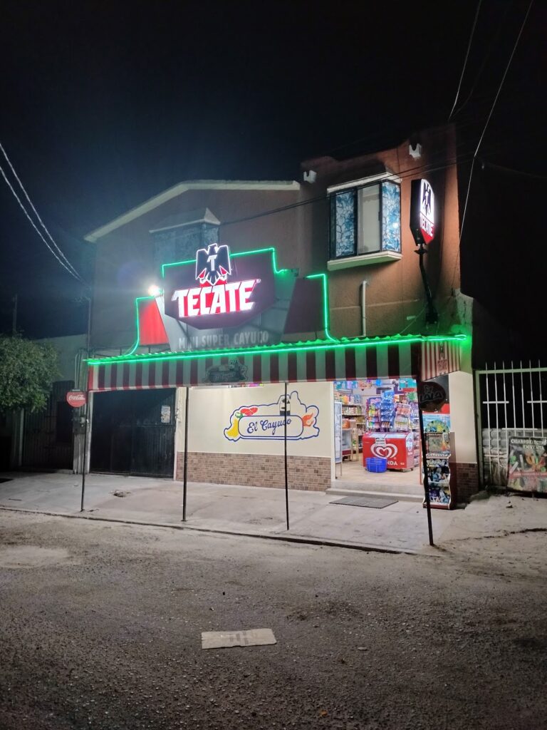 15597 mini super el cayuco 768x1024