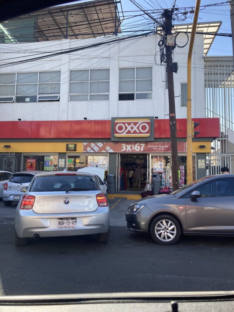 15781 oxxo toltecas ll 768x1024