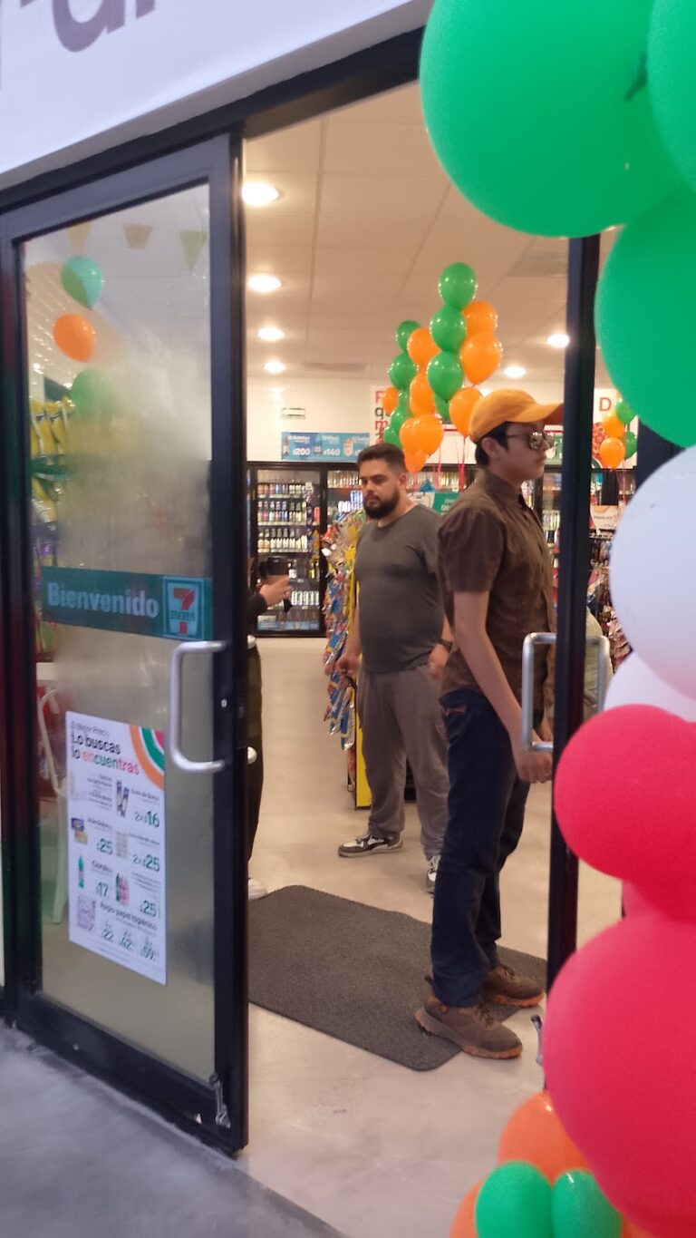 15861 7 eleven 768x1365