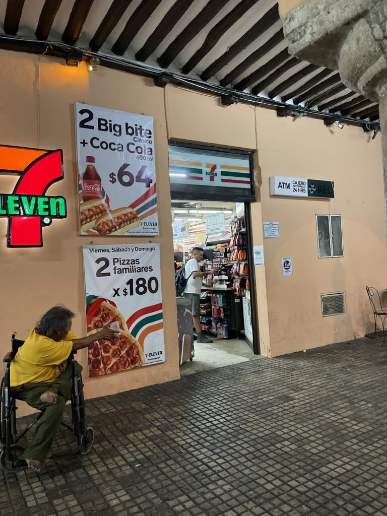 16031 7 eleven 768x1024