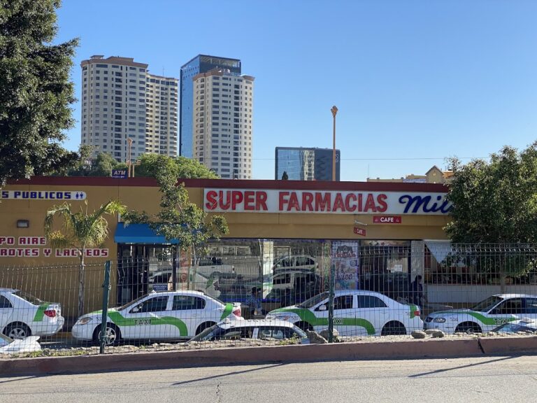 16063 farmacia milenio 768x576