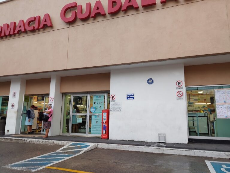 16249 farmacia guadalajara 768x576