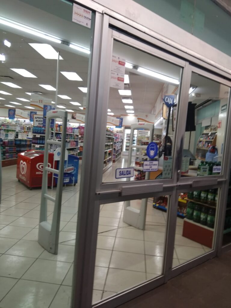 16479 farmacia guadalajara 768x1024