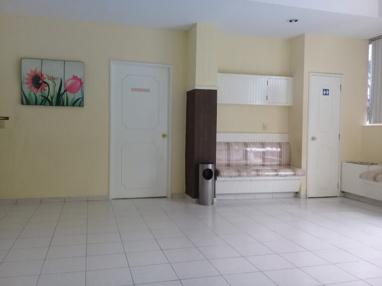 16826 clinica medica oriente 768x576