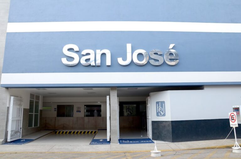 16837 hospital san jose de zamora 768x509