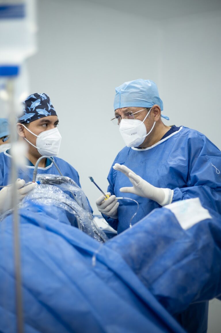 16843 clinica imah 768x1153