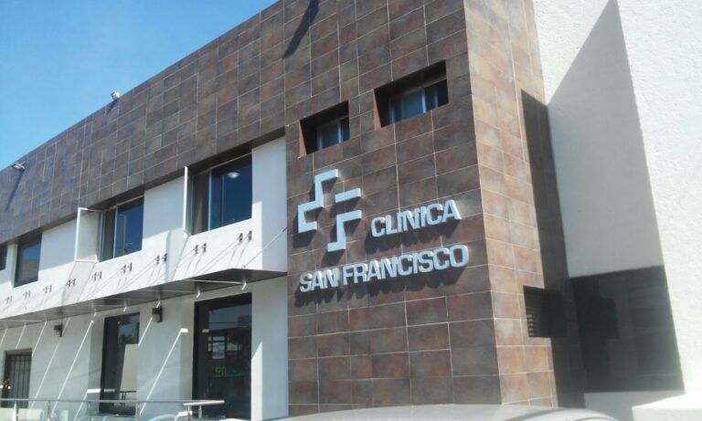 16913 clinica san francisco 768x461