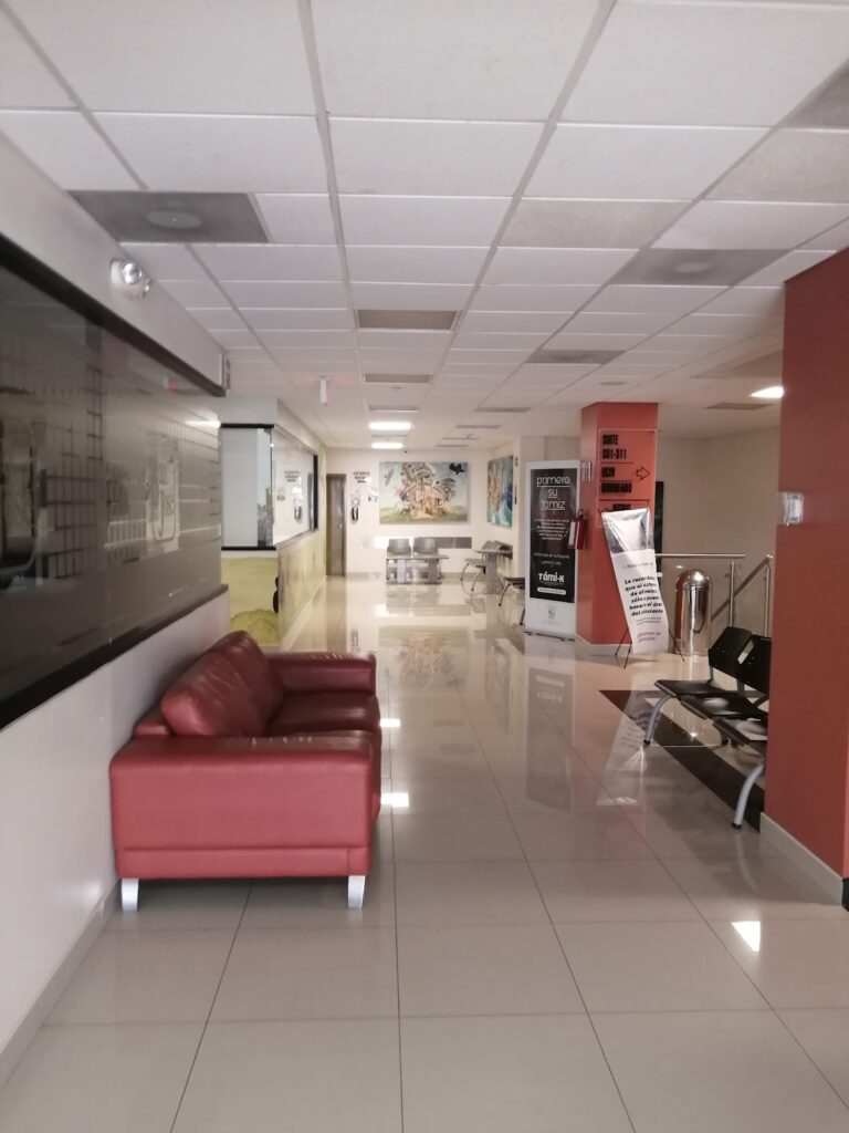 16983 clinica hospital san jose 768x1024