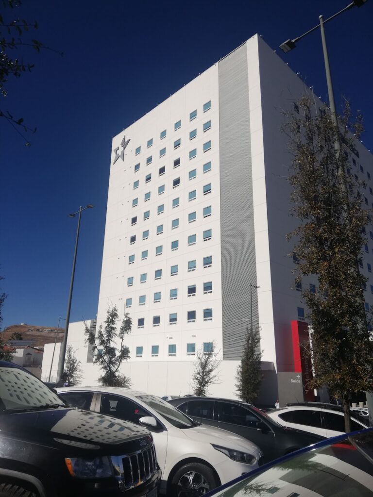 1778 hospital star medica chihuahua 768x1024