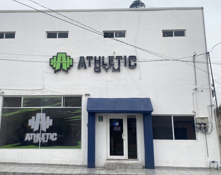 18187 athletic gym 768x608