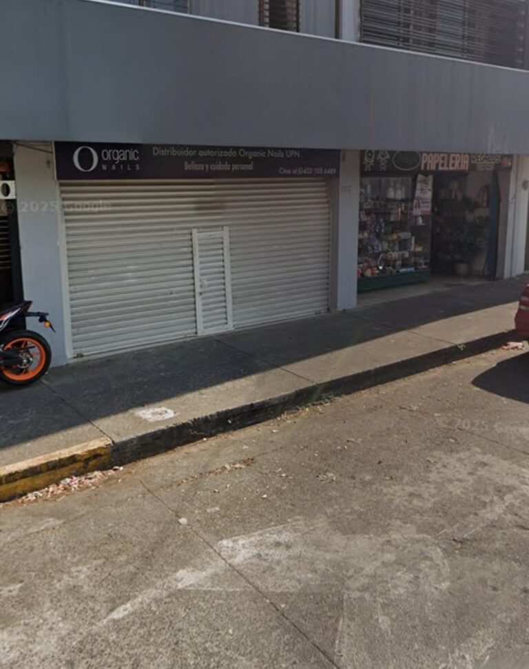 18880 renacer spa 768x971