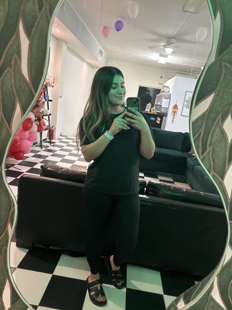 18924 luna nueva spa 768x1024