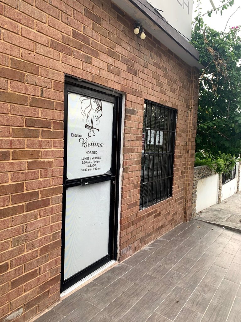 19250 estetica bettina 768x1024