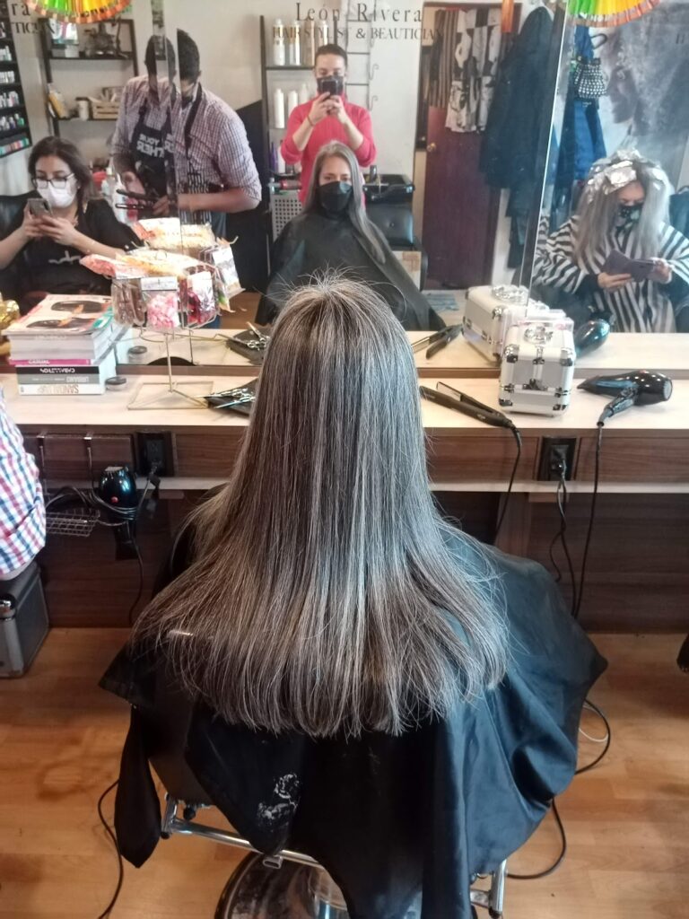 19363 leon rivera salon 768x1024