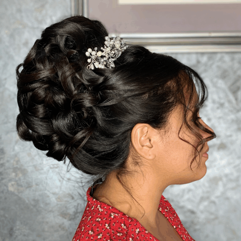 19379 israel ruiz salon 768x768