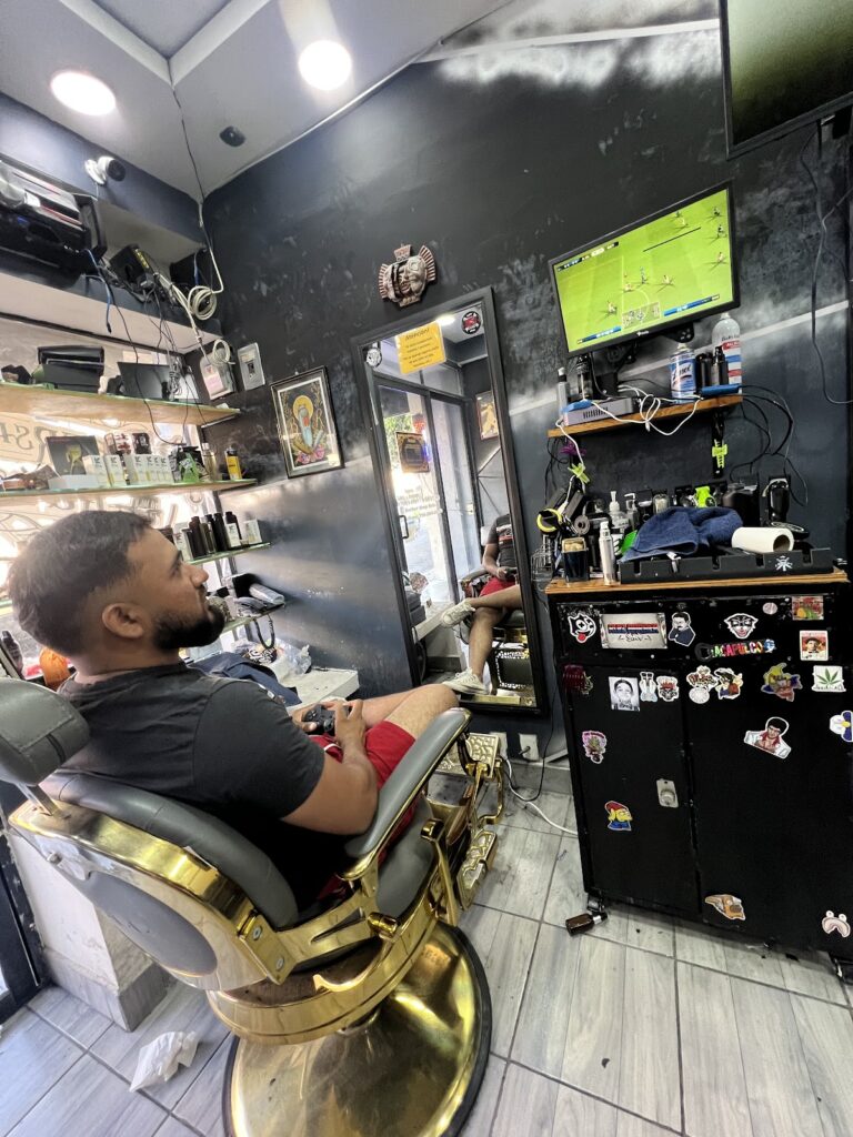 19825 ruiz barber shop 768x1024