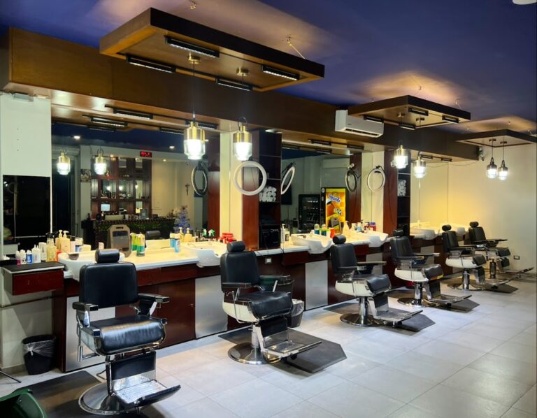 19885 dugout barbershop 768x598