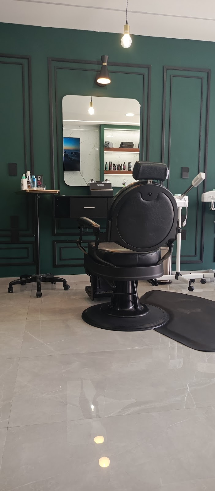 19903 elegant barbershop original company